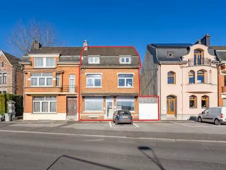 maison de commerce avec jardin au cœur de neufchâteau
