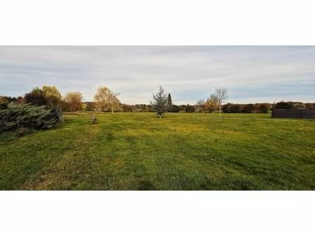terrain constructible viabilisé à vendre