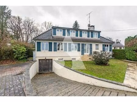 sixième avenue chantilly