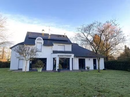 vente maison à saint-berthevin (53940) : à vendre / 191m² saint-berthevin