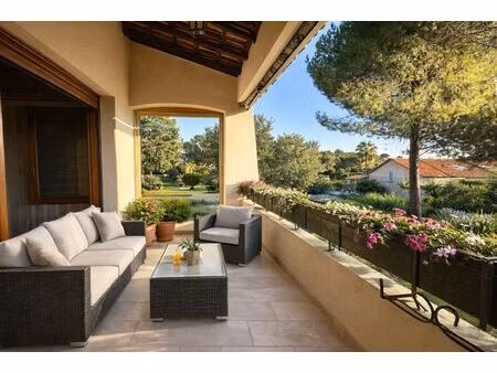 le cannet  mont joli  secteur residentiel  cadre verdoyant  4/5 pieces  107m²  terrasse su