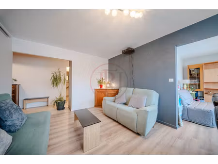 appartement 5 pièces avec terrasse et garage