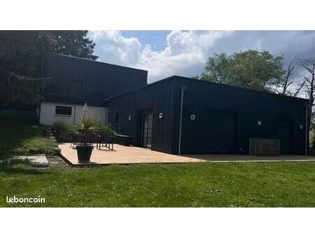 • “coup de cœur – maison 140 m² avec grand terrain et double garage à le broc”