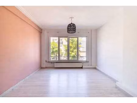 instapklaar appartement met één slaapkamer op toplocatie ...