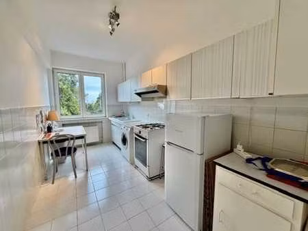 réf 2890b - ixelles - appartement 2 chambres + terrasse