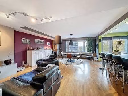 bel appart 3 ch. avec terrasse + garage (suppl. obl.)