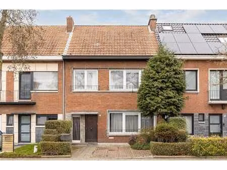 gezinswoning met 2/3 slaapkamers op topligging in hoboken