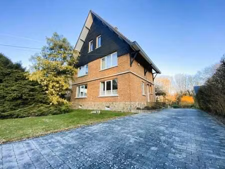 charmante maison 4 façades à goutroux