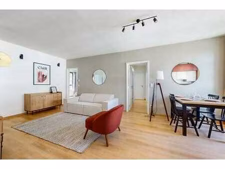 bel appartement de 96m² (4ch/1sdb/1sdd) avec cave