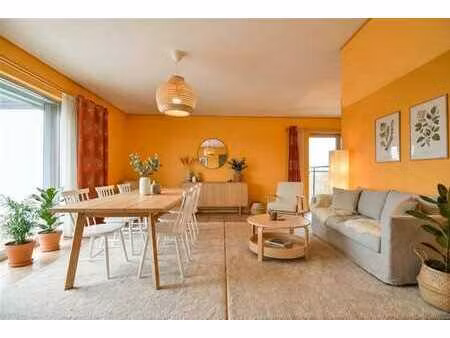 bel appartement 1ch lumineux avec balcons et parking!