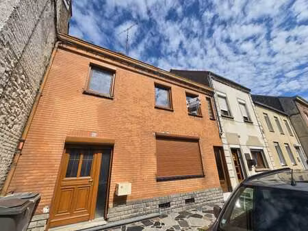 maison 2 façades à rénover. offre àpd 69.000€ ( marpent en f