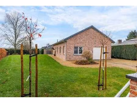 maison 4 façades peb b à tinlot  jardin orienté sud