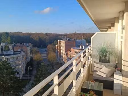 bel appartement 2 chambres avec terrasses  parking et cave