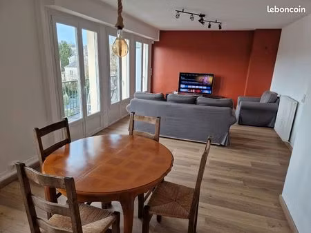 app 2ch en centre ville avec garage et parking