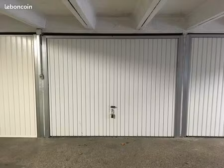 garage sécurisé à louer – centre-ville de lorient