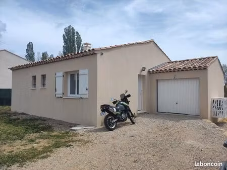 maison à louer gareoult
