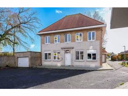 maison spacieuse avec jardin ensoleillé à alveringem