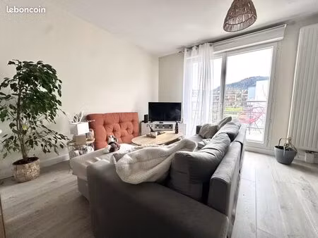 appartement 2 pièces 44 m²