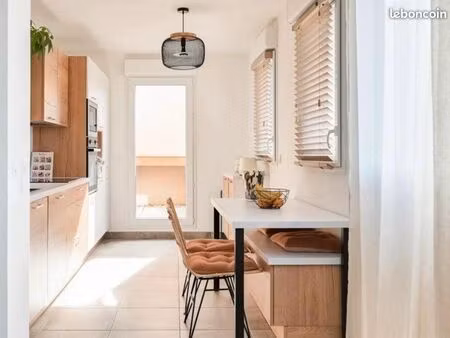 appartement t4 avec terrasse & grand garage