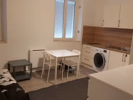 studio équipé et meublé - hypercentre