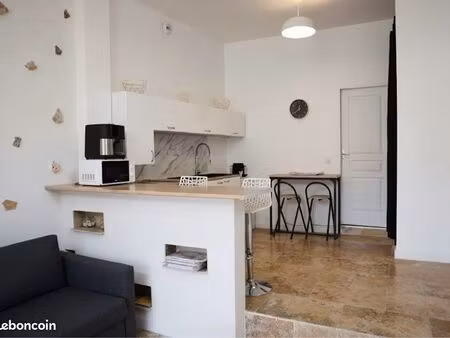 t2 location chalifert