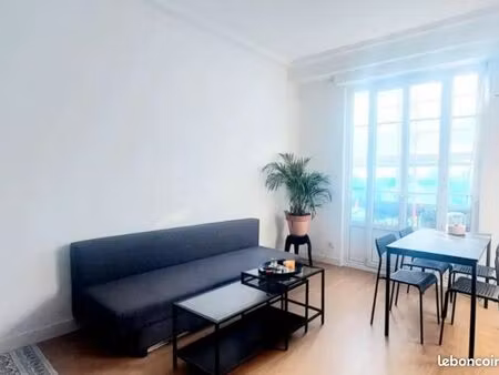 studio 1 pièce 30 m²