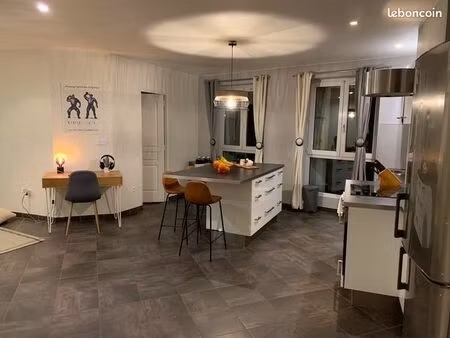 t2 - rue gambetta st etienne - a louer