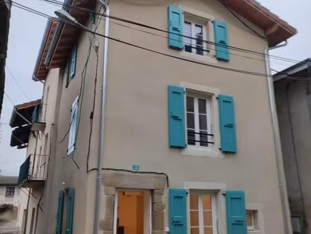 maison de village 3 pièces 50 m²