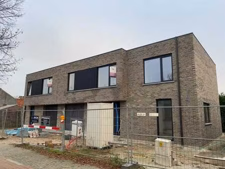 moderne  energiezuinige nieuwbouwwoning in ertvelde