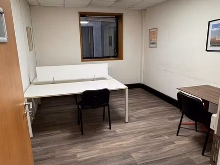 bureau 15m2 tout équipé argenteuil