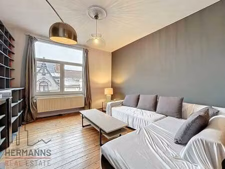 1 chambre meublée au coeur d'etterbeek