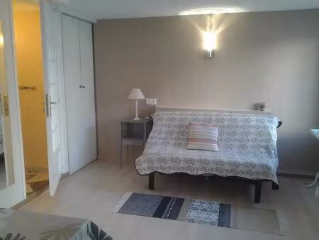 location appartement 1 pièce 20 m² à colombes (92700)
