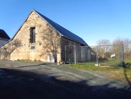 vente locaux professionnels 4 pièces 350 m² à andigné (49220)  85 000 €