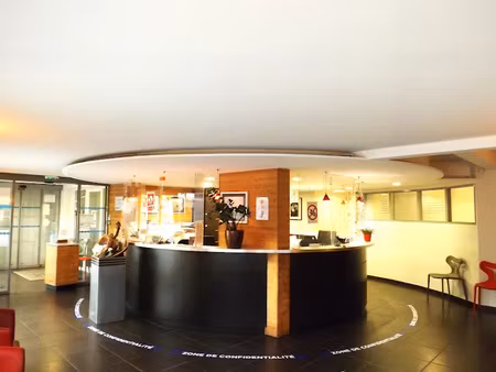 vente locaux professionnels 256 m² à bonneville (74130)  599 000 €