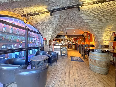 vente locaux professionnels 185 m² à nimes (30000)  526 300 €