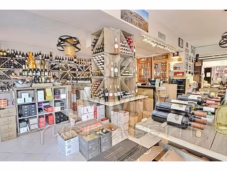 vente locaux professionnels 76 m² à mandelieu-la-napoule (06210)  330 000 €