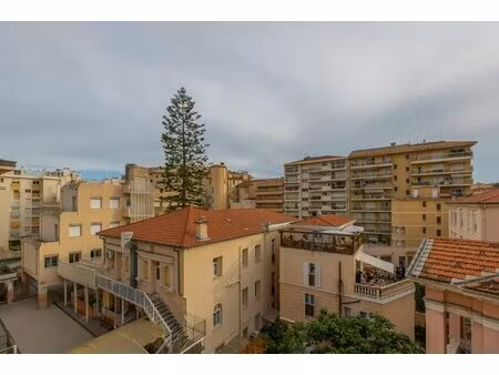 menton centre  immeuble bourgeois