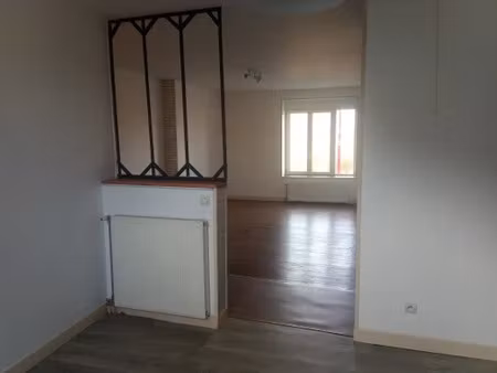 location appartement 4 pièces 78 m² à myennes (58440)  480 €