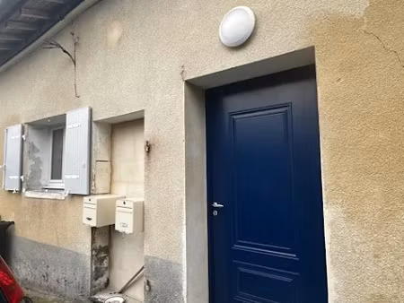 location appartement 2 pièces 50 m² à palluaud (16390)  410 €