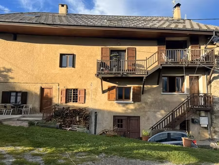 appartement en duplex dans petite copro