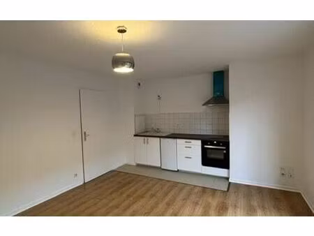 location appartement  40.63 m² t-2 à gex  850 €