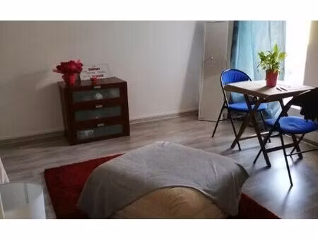 location appartement  m² t-1 à la ferté-sous-jouarre  481 €