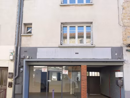 emplacement n 1 commerce + appartement