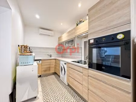 appartement t3 non meublé en bas de villa à saint raphael