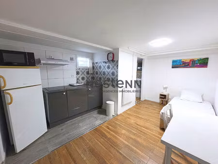 charmant studio meublé à louer à orléans toutes charges comprises !