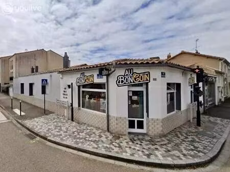 vente bureaux et commerces aux sables-d'olonne (85100) : à vendre / 54m² les sables-d'olon