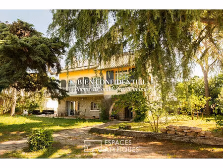 villa d'artiste aux volumes audacieux