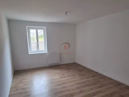 location appartement 2 pièces 48.82 m² à signes (83870)  700 €