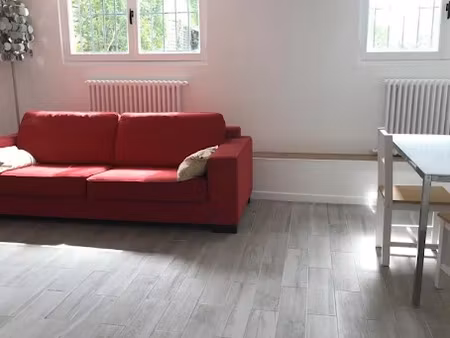 location meublée appartement 2 pièces 46 m² à andresy (78570)  1 020 €