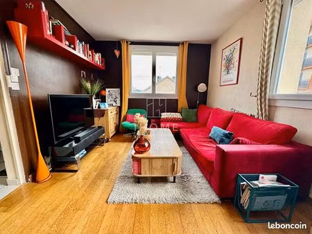 appartement 4 pièces 81 m²